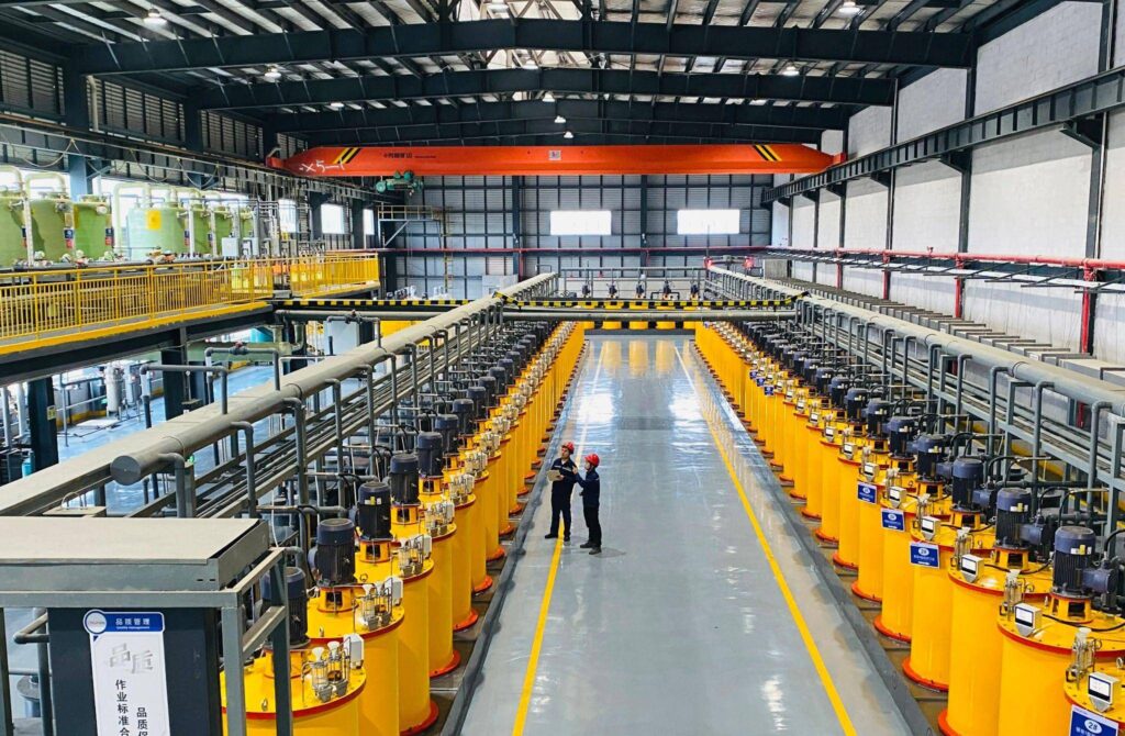 Caustic soda for cleaning industrial equipment