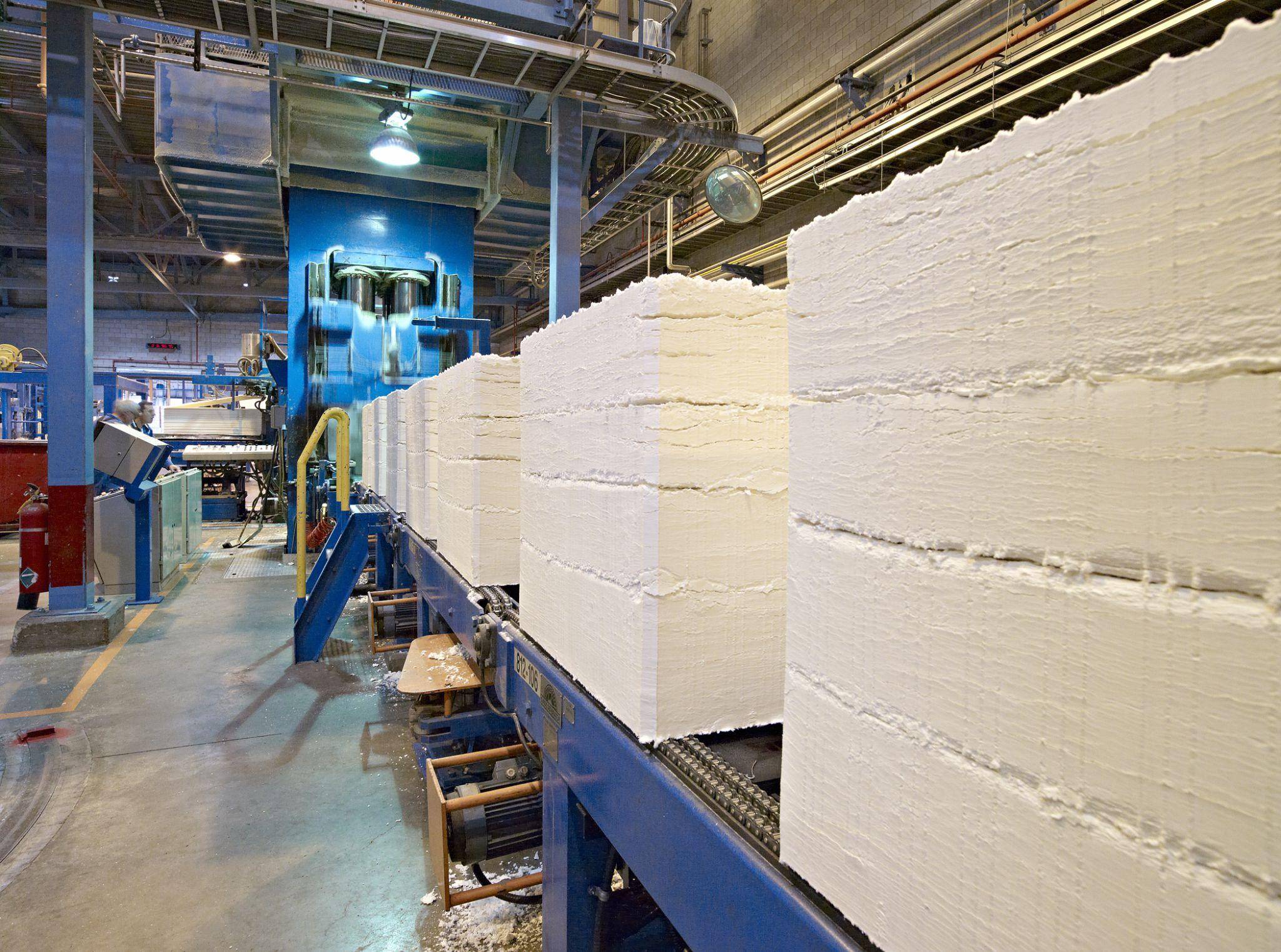 caustic soda manufacturers supplying paper industry